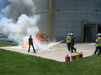 Lafarge staff exercises putting out the Class B fire