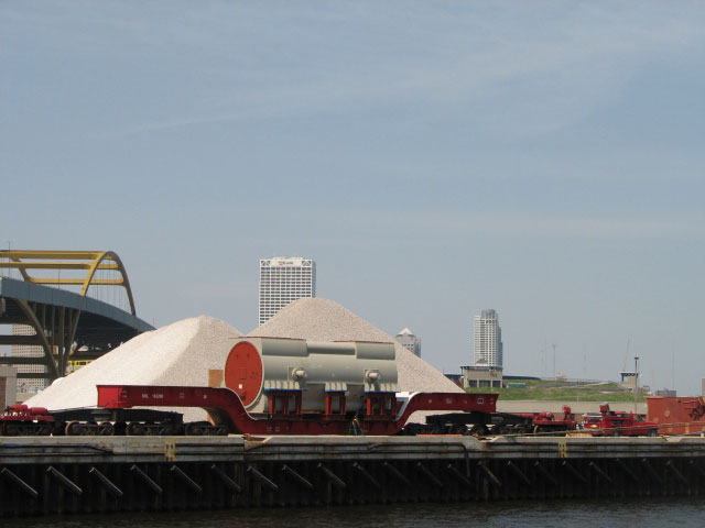 Hitachi's 840,000 pound piece 